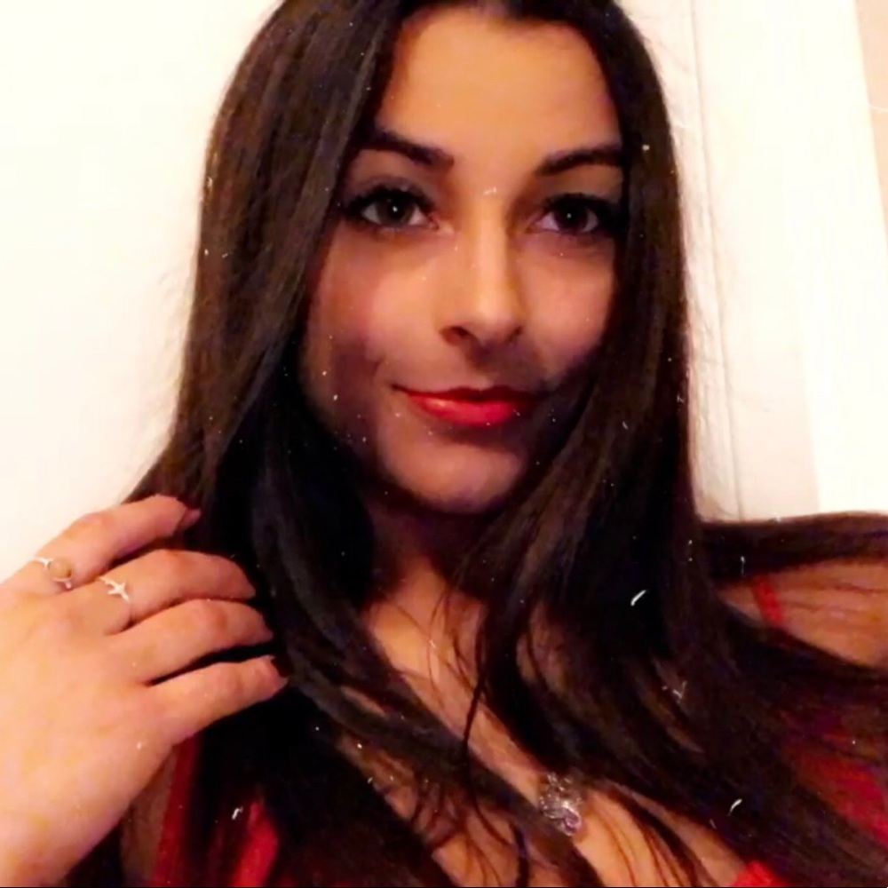 Meet your Posher, Sabrina